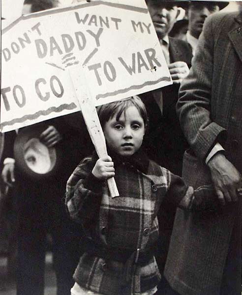 anti war pictures. Antiwar Protester